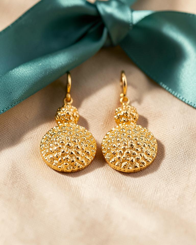 Rani Gold Jhumka